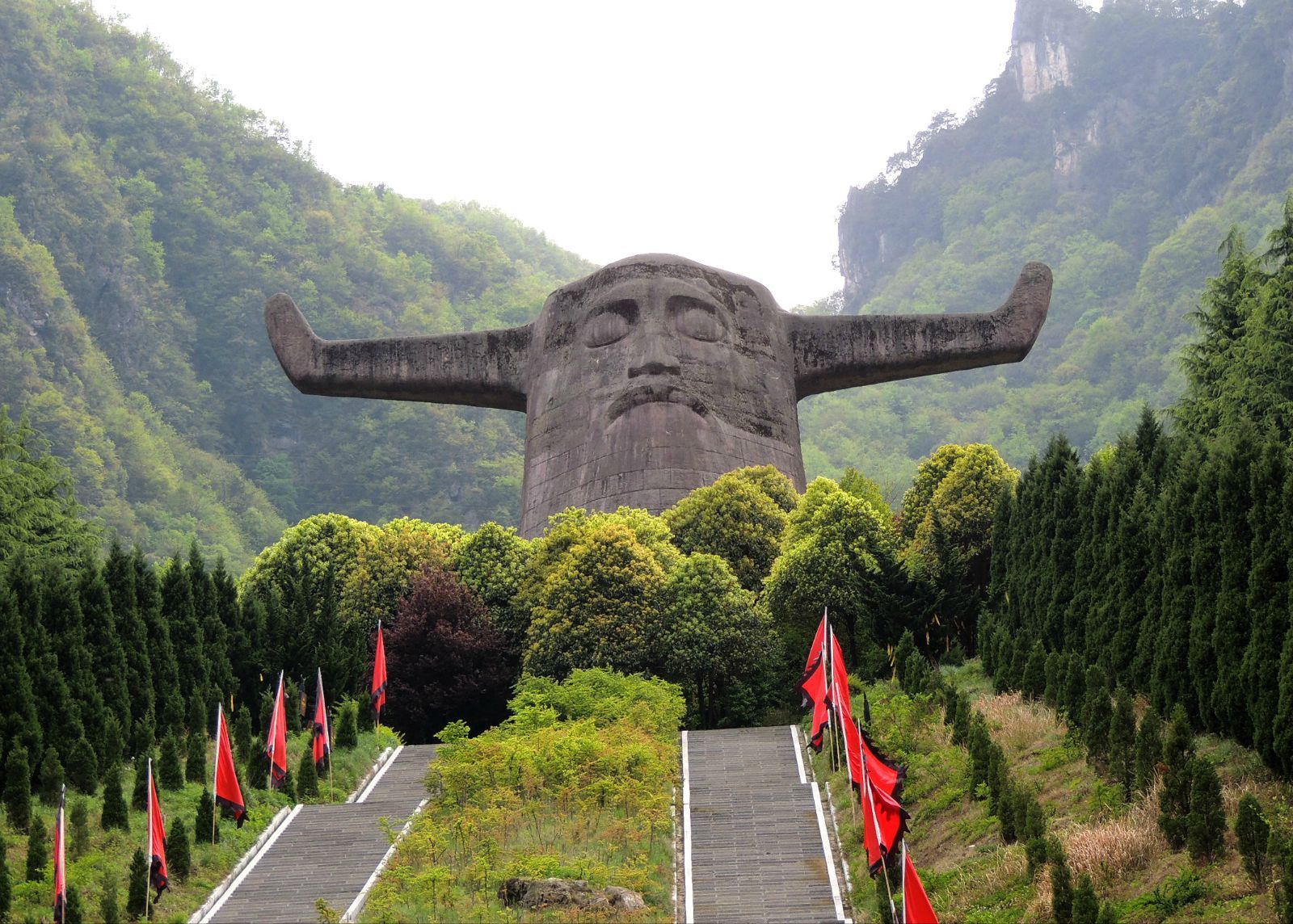 【探秘神農(nóng)架】、龍泉古鎮(zhèn)、汽車三日純玩游