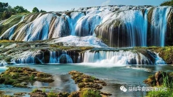 貴州黃果樹大瀑布、梵凈山、西江千戶苗寨、荔波大小七孔、鎮(zhèn)遠(yuǎn)古城遵義會(huì)議會(huì)址、息烽集中營汽車七日游