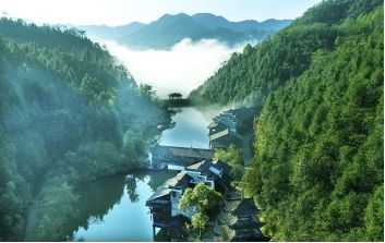 梅山文化園、青云洞、云臺山2日